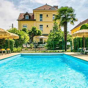 Hotel Des Dauphins Bourgoin-Jallieu
